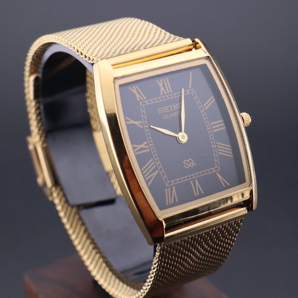 Vintage Seiko Slim Tonneau Tank Quartz Gentlemen's Wrist Watch  - FREE SHIPPING